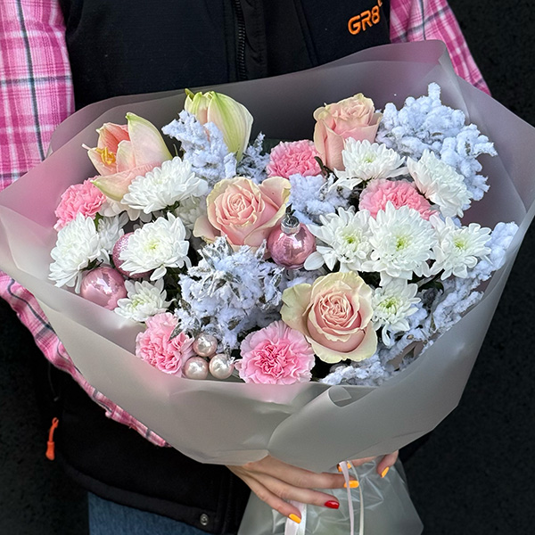 Bukiet „Różowo-świąteczny”